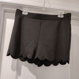 Express scalloped shorts